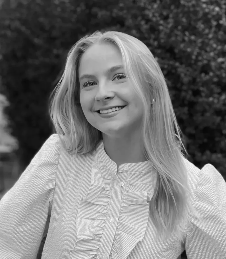 Marketing Managervera@konsoll.org